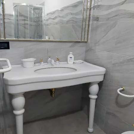 Bed & Breakfast Casalbergo700 *