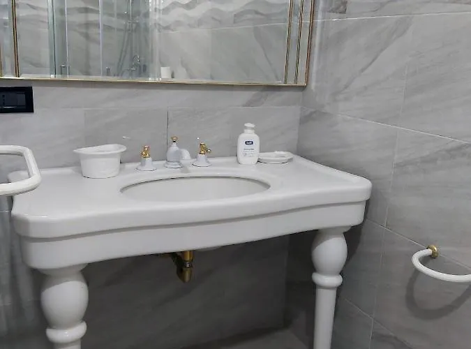 Bed & Breakfast Casalbergo700 *